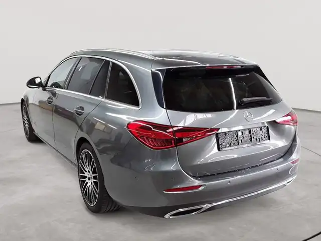 Mercedes-Benz C-Class view 5
