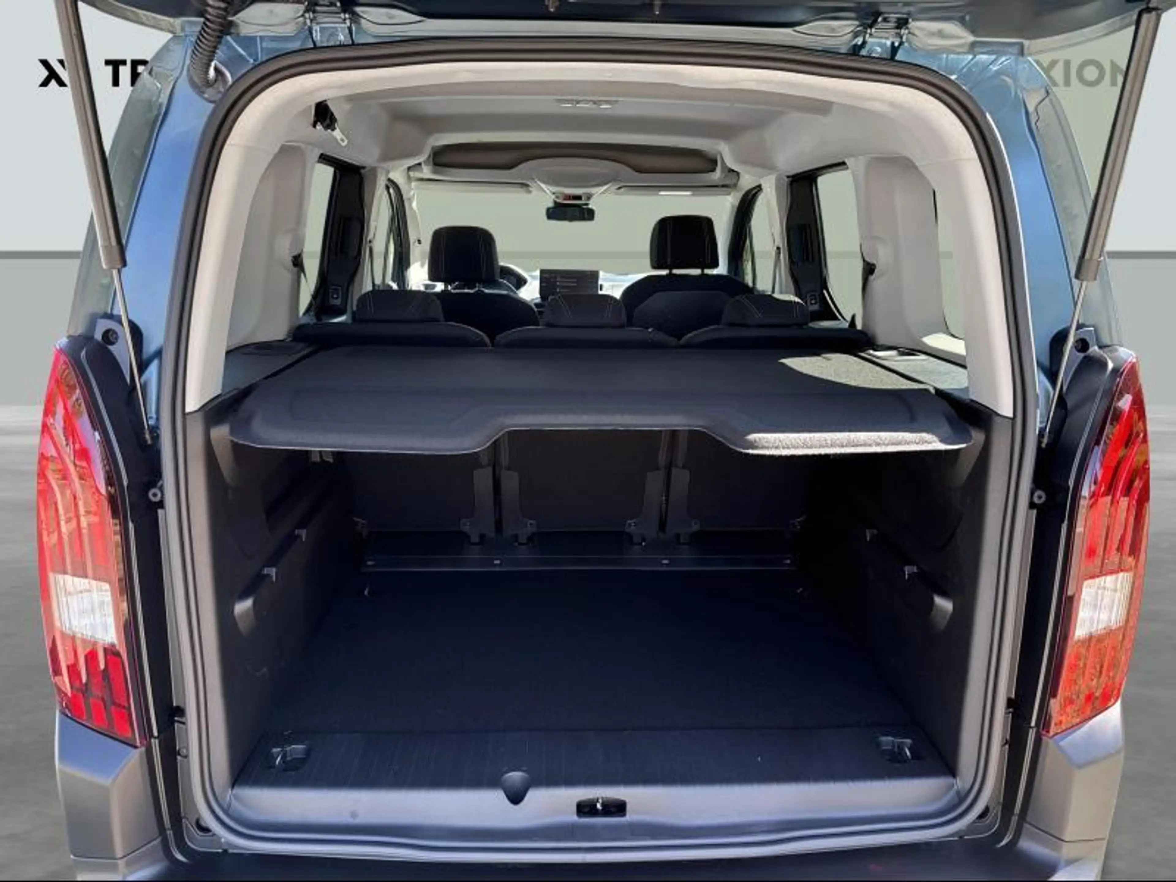 Peugeot Rifter 1.2 PT 110 Man6 Allure — photo 10
