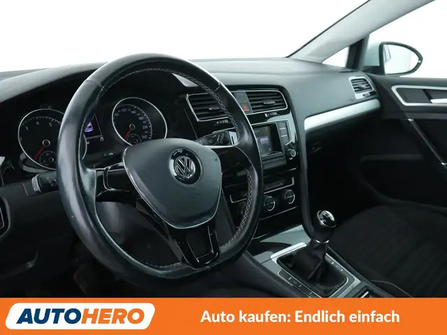 Volkswagen Golf view 11