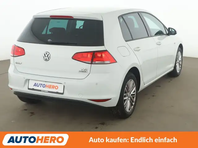 Volkswagen Golf view 6
