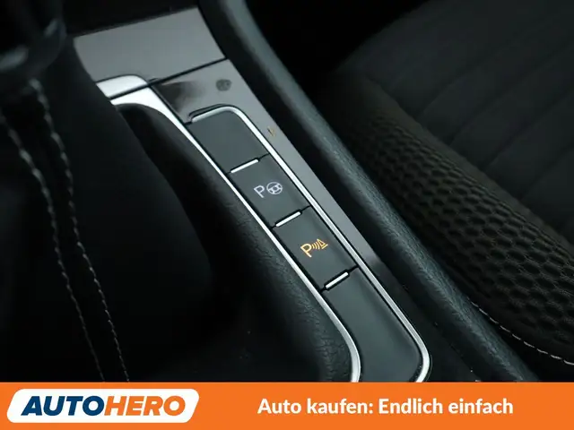 Volkswagen Golf view 26