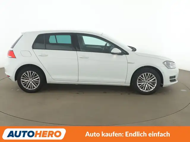 Volkswagen Golf view 7