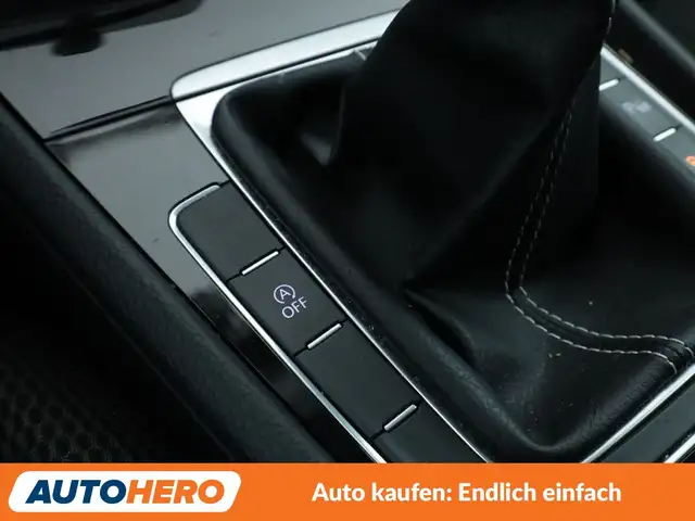 Volkswagen Golf view 25