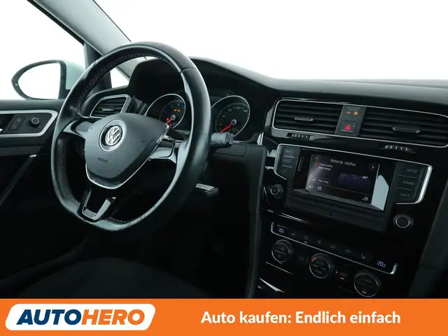 Volkswagen Golf view 13