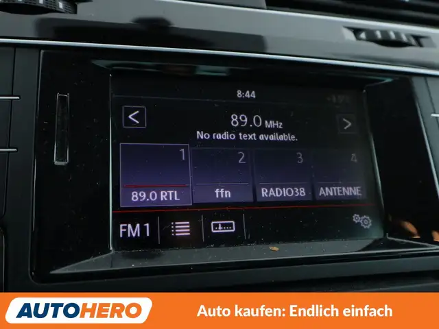 Volkswagen Golf view 22