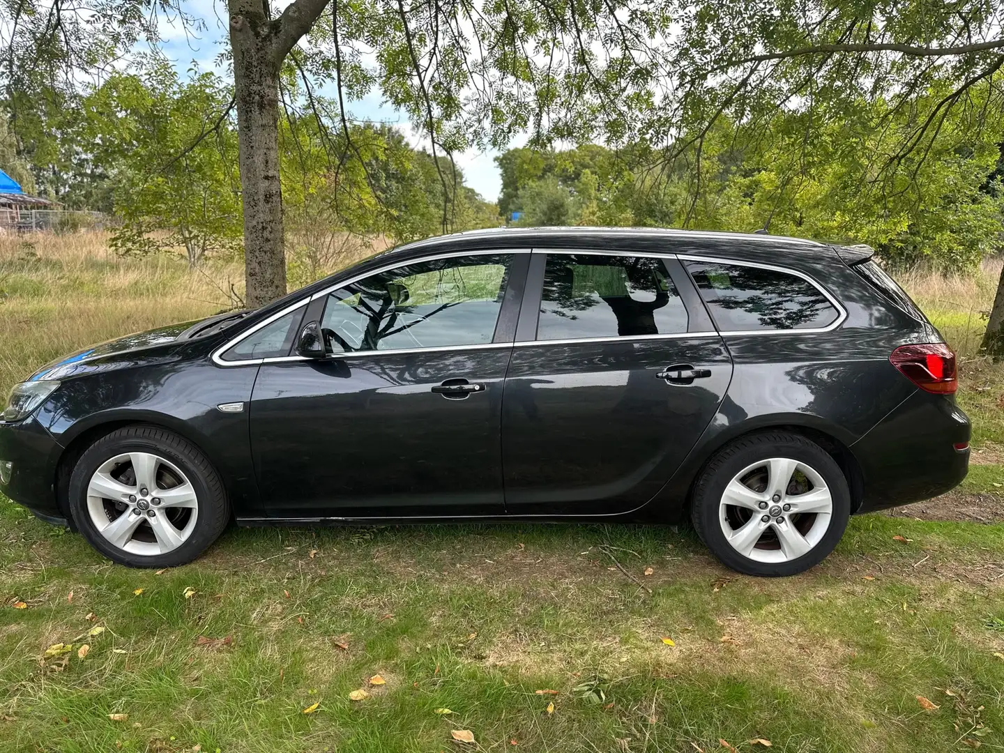 Opel Astra Sports Tourer 1.4 Turbo Sport apk t/m 11-02-2026 Zwart - 2