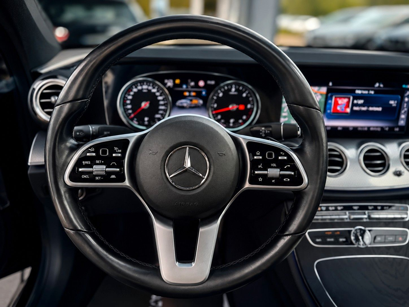 Mercedes-Benz E 400 d 4Matic AIRM/PANO/STHZ/360°/DISTR/HEAD/LED — photo 12