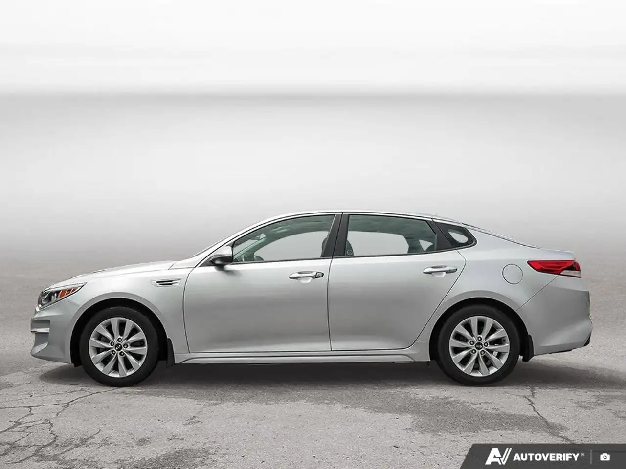Kia Optima photo Kia Optima