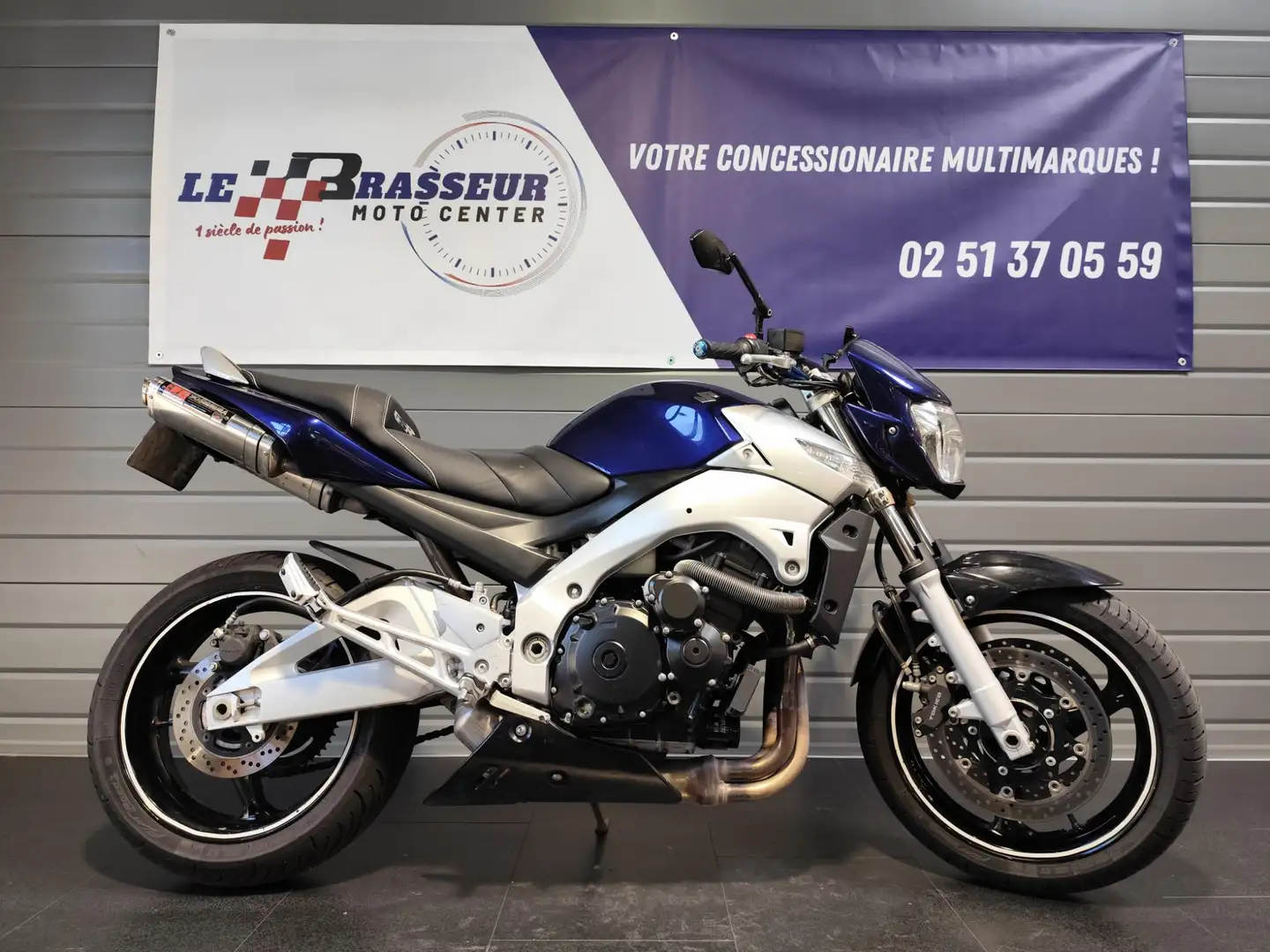 Suzuki GSR 600 Albastru - 1