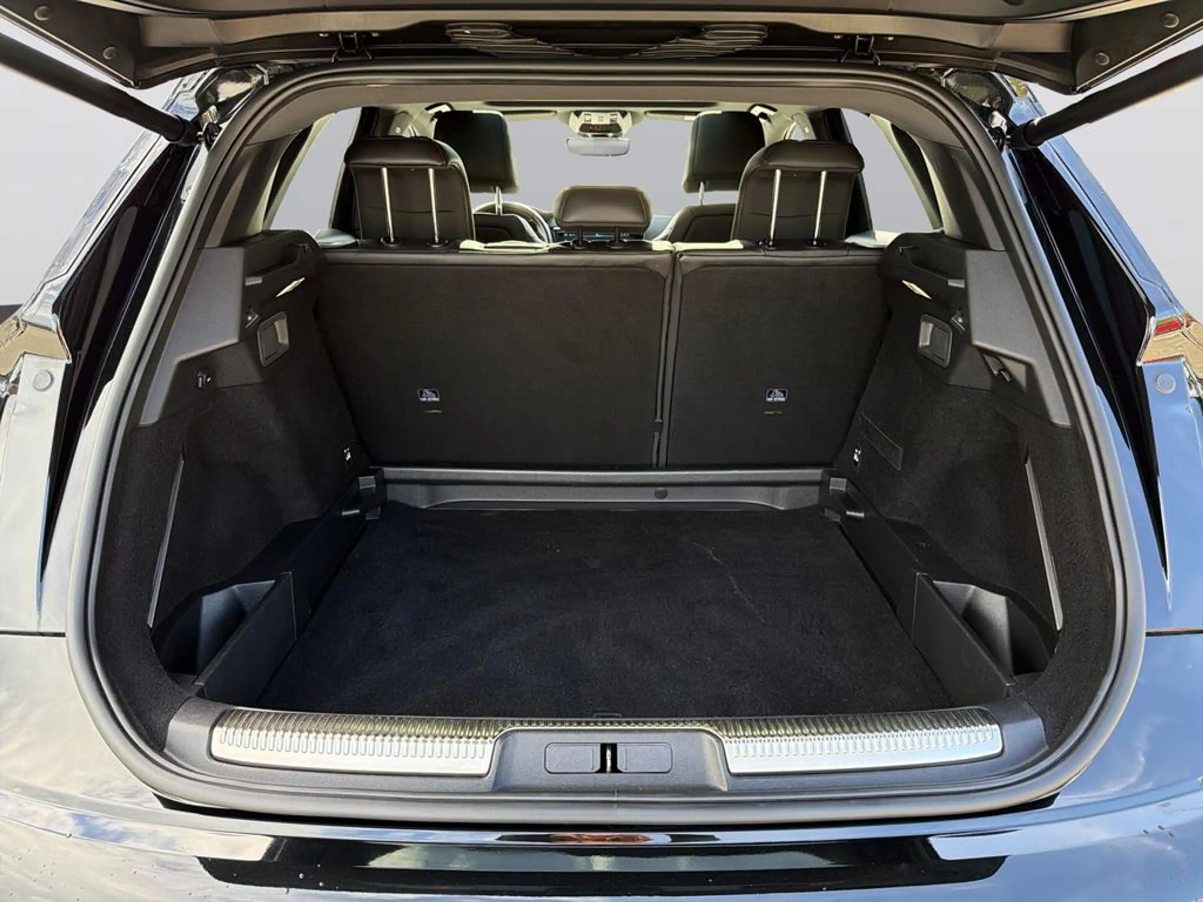 DS Automobiles DS 7 Opera Blue HDI 130 EAT8 — photo 9