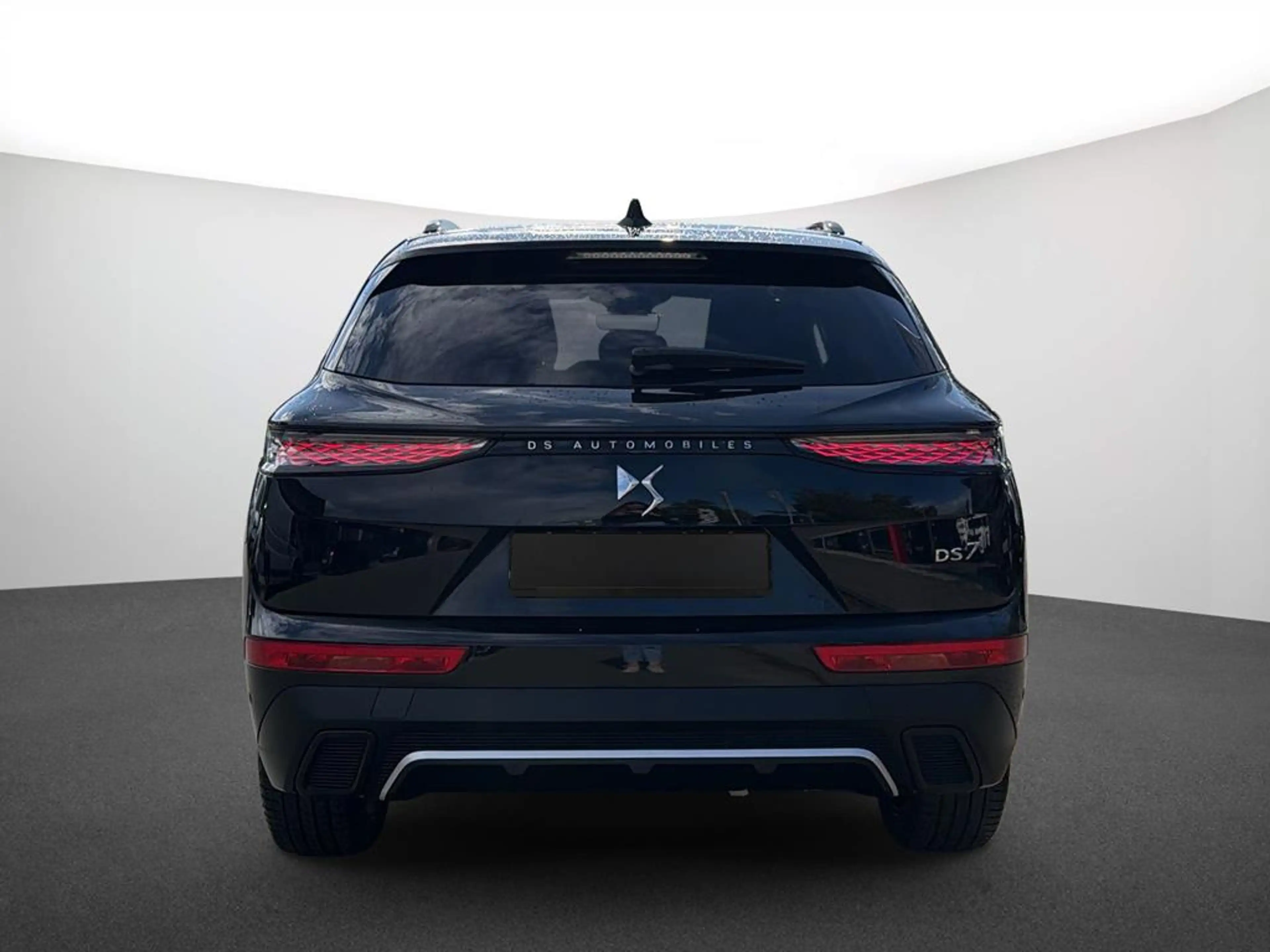 DS Automobiles DS 7 Opera Blue HDI 130 EAT8 — photo 4