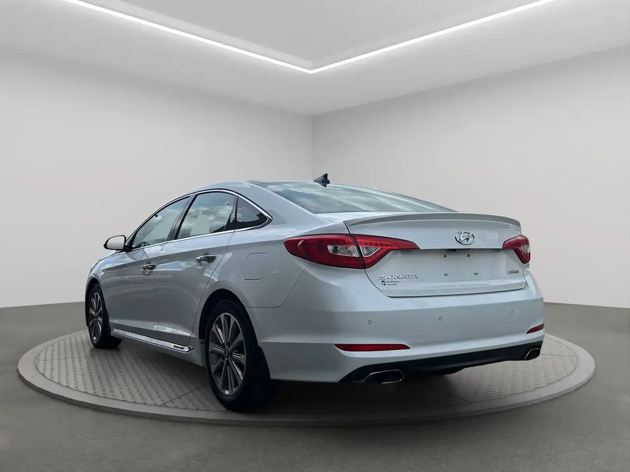 Hyundai SONATA снимка Hyundai SONATA