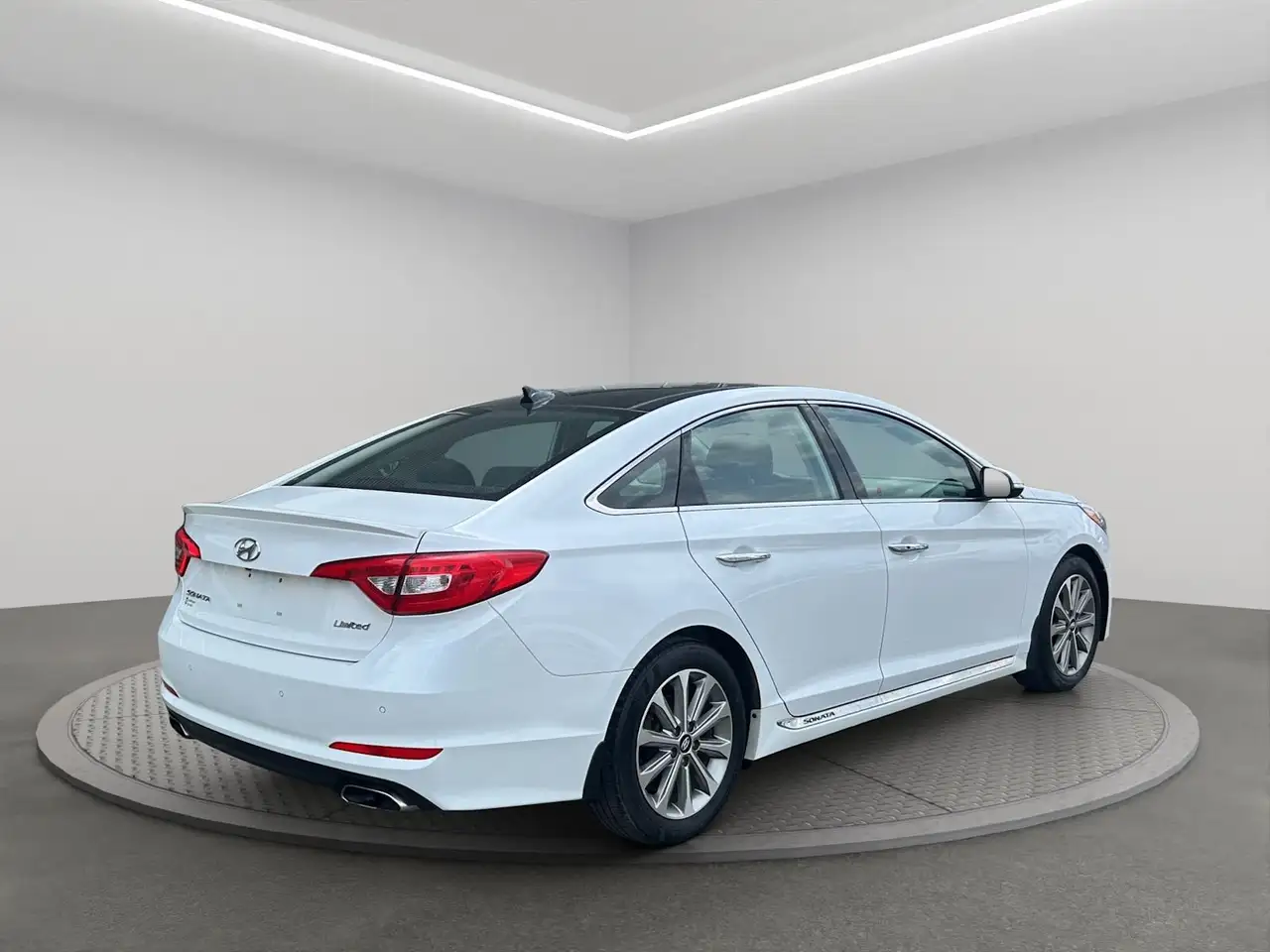 Hyundai SONATA снимка Hyundai SONATA