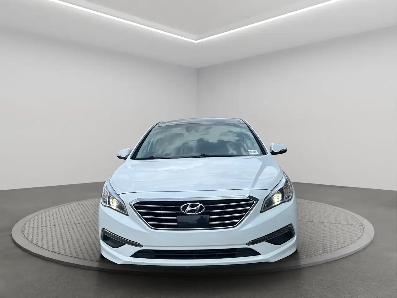 Hyundai SONATA снимка Hyundai SONATA