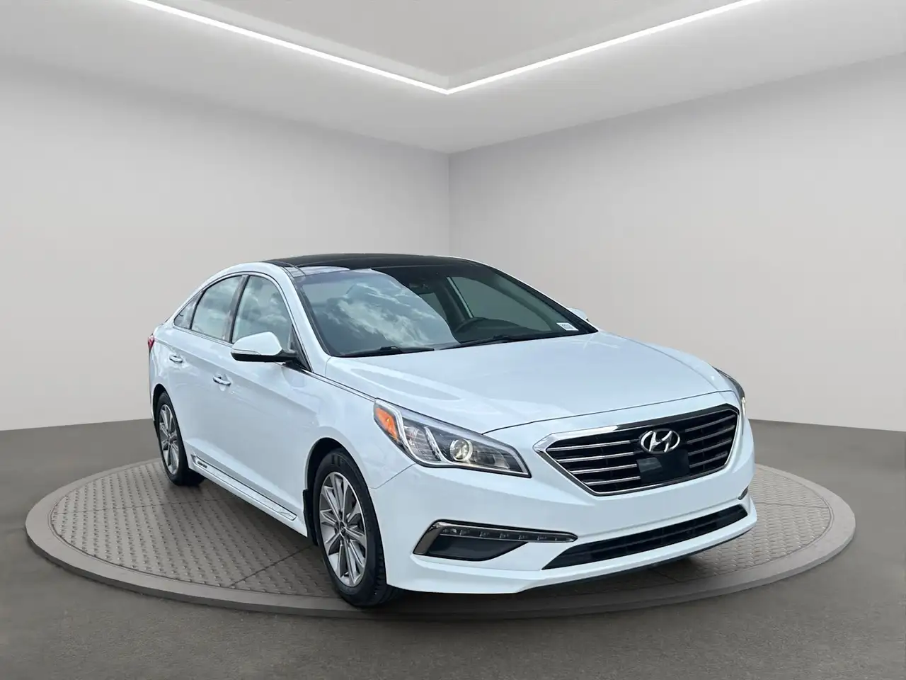 Hyundai SONATA снимка Hyundai SONATA