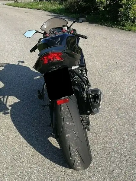 Kawasaki Ninja ZX-6R - foto 4