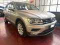 Volkswagen Tiguan 2.0 TDI SCR DSG 4MOTION Business BMTEURO 6B Gris - thumbnail 2