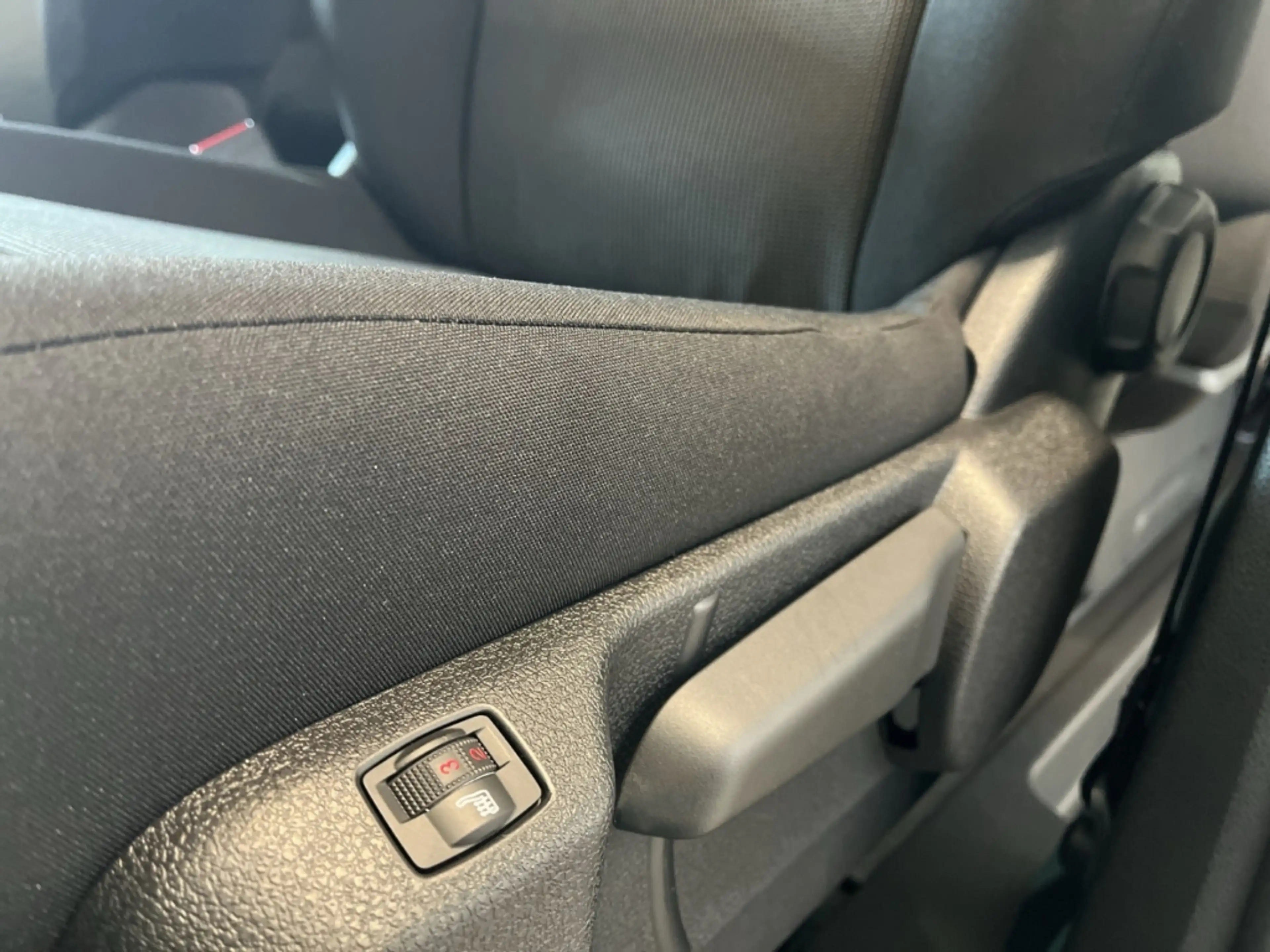 Opel Zafira Life 2.0 HDI XL Edition AT 8 Sitzer KAM — photo 12