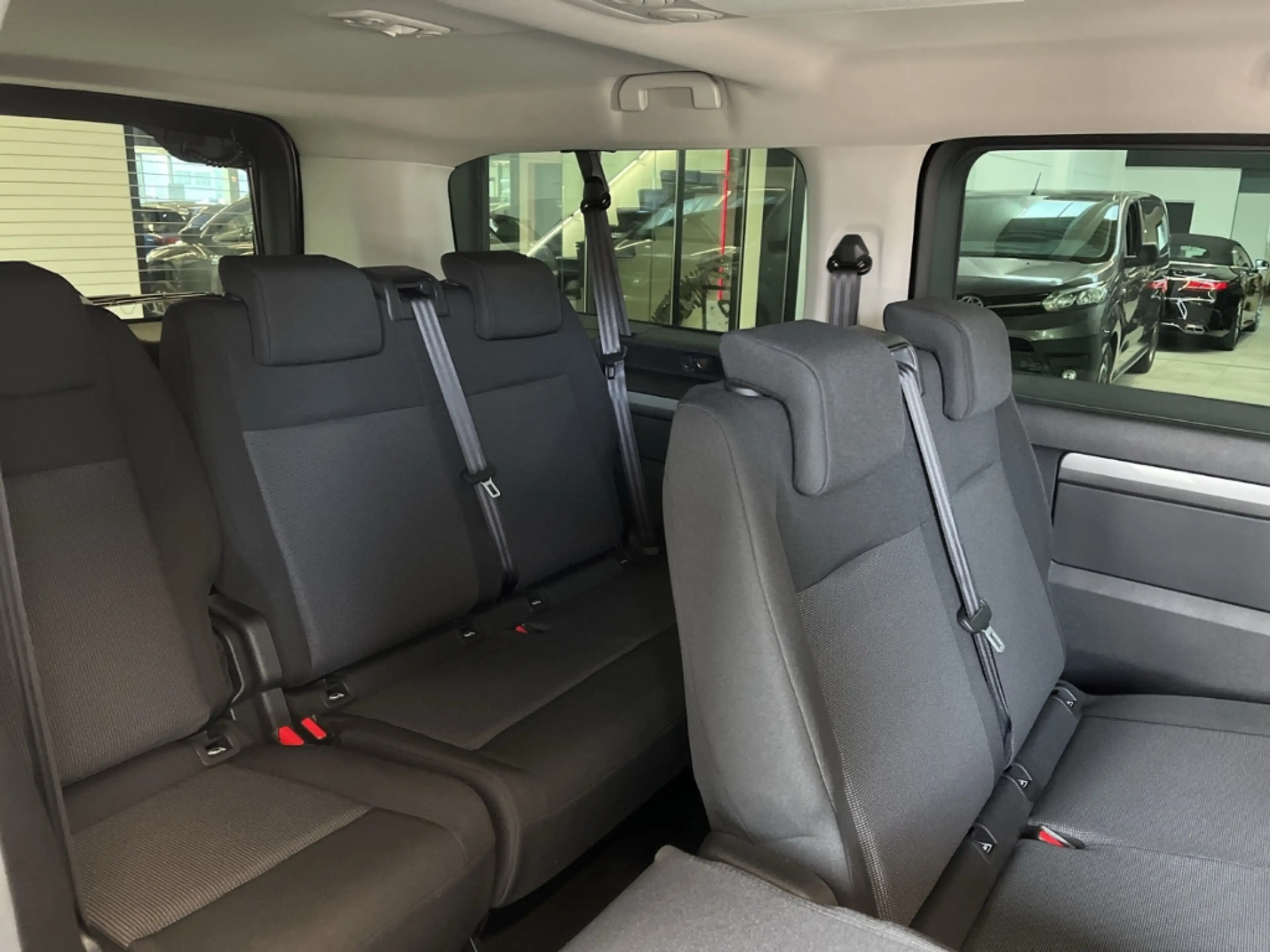 Opel Zafira Life 2.0 HDI XL Edition AT 8 Sitzer KAM — photo 11