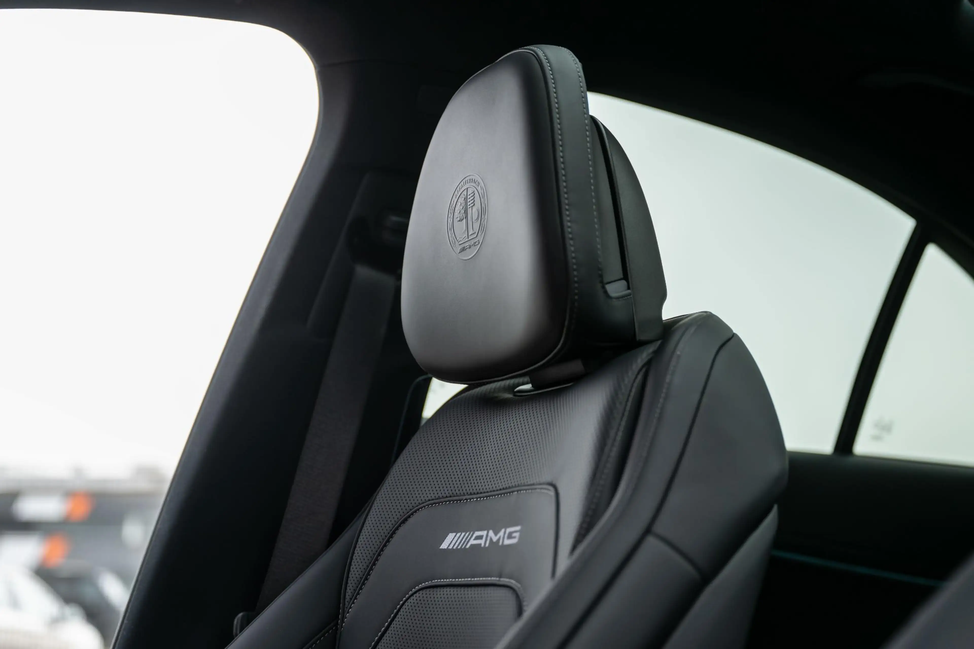 Mercedes-Benz E 53 AMG 4MATIC+ 612pk Premium + Dynamic Plus Carbon — photo 15