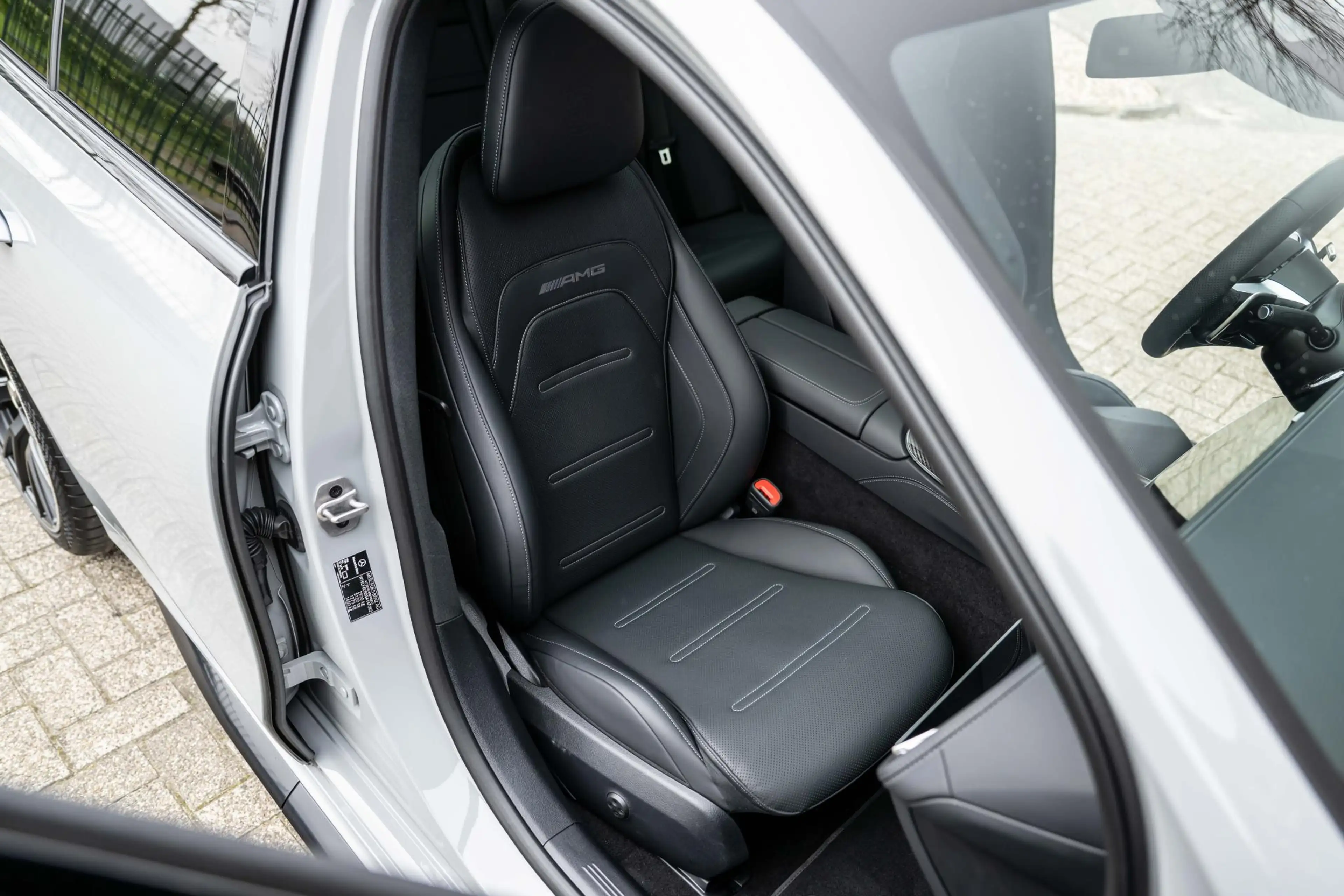Mercedes-Benz E 53 AMG 4MATIC+ 612pk Premium + Dynamic Plus Carbon — photo 43