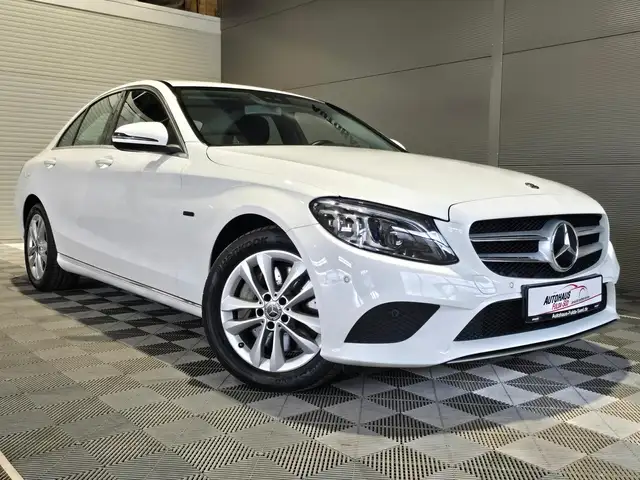 Mercedes-Benz C 300