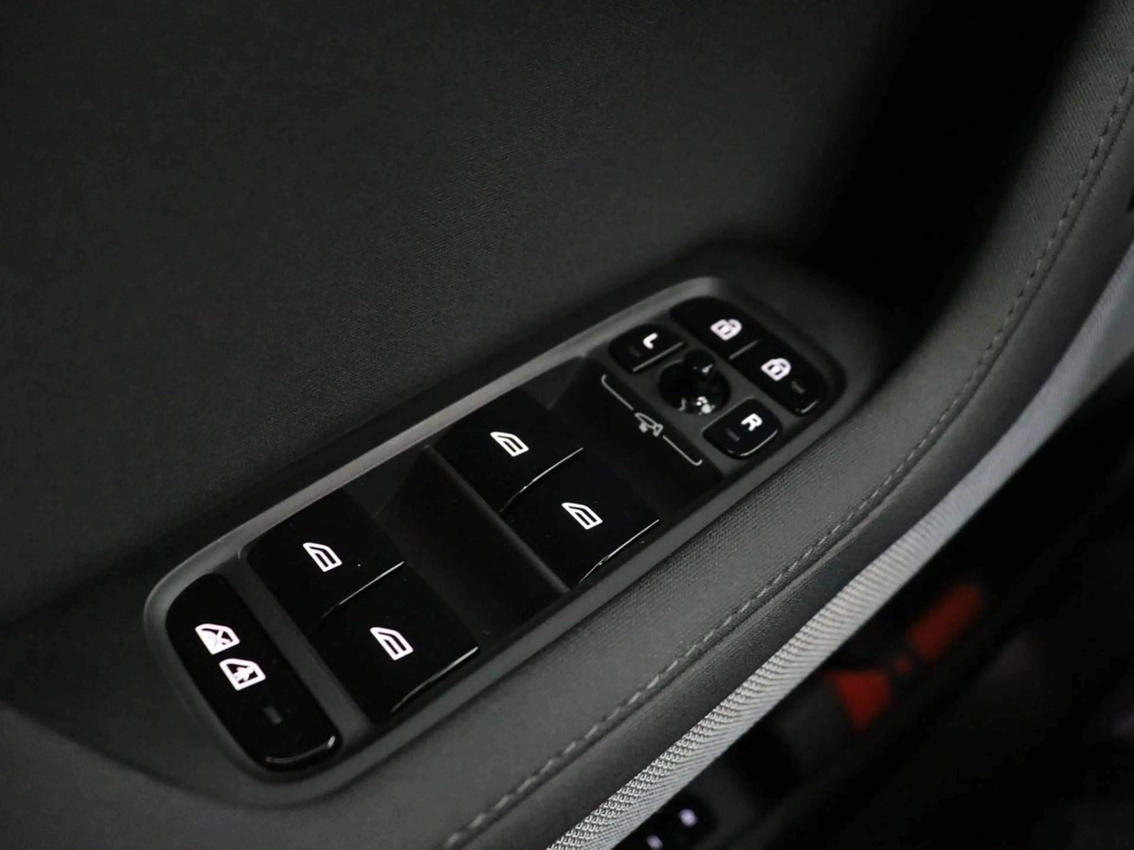 Polestar 2 Standard Range Single Motor 69 kWh | SOH 93% | Cam — photo 15