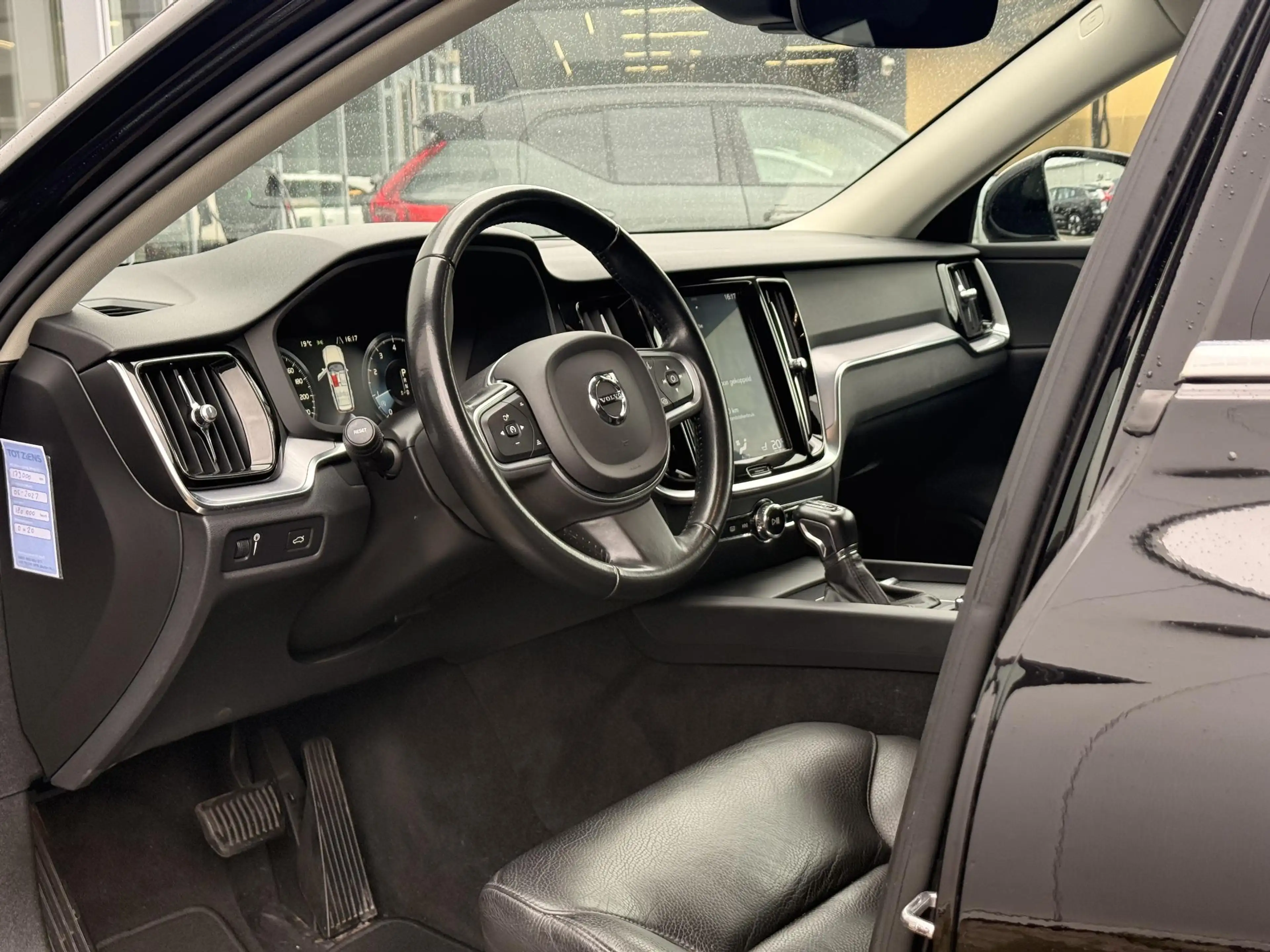 Volvo V60 2.0 T5 Automaat Momentum | Lederen bekleding | Sen — photo 8