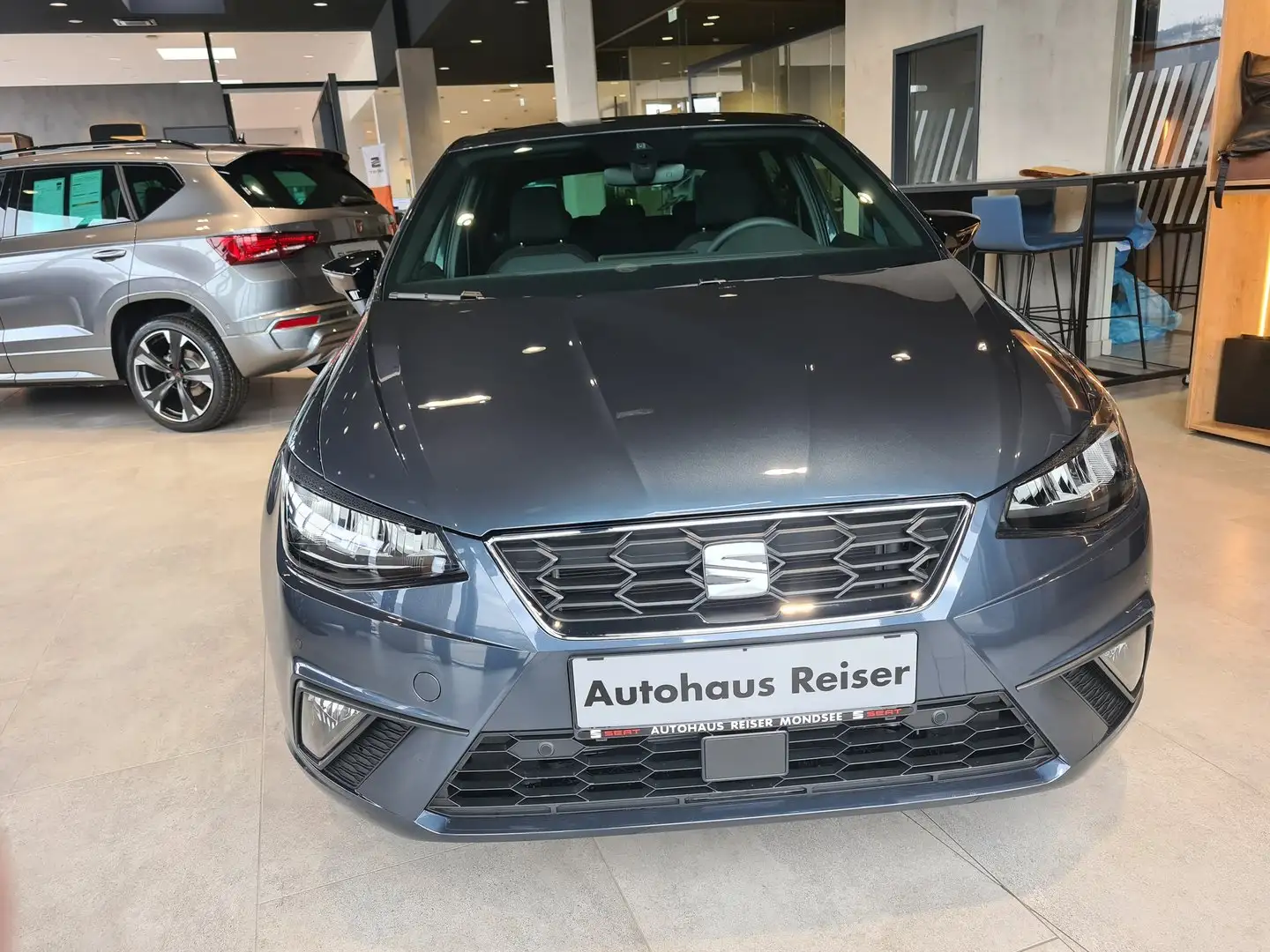 SEAT Ibiza FR Edition 1.0 TSI Grau - 2