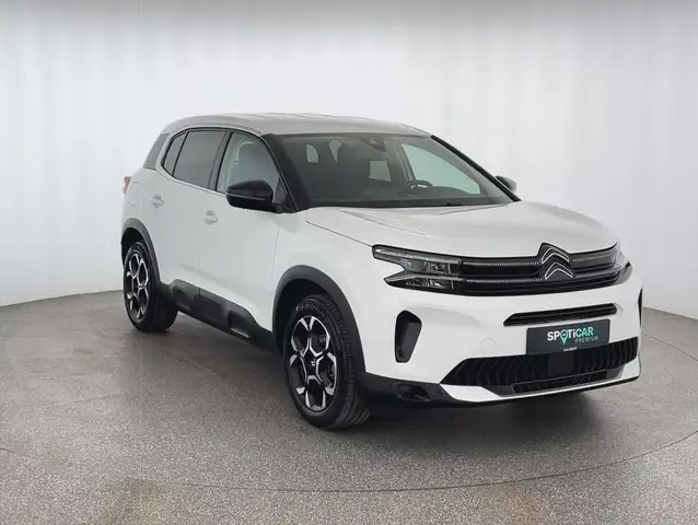 Citroen C5 Aircross view 3