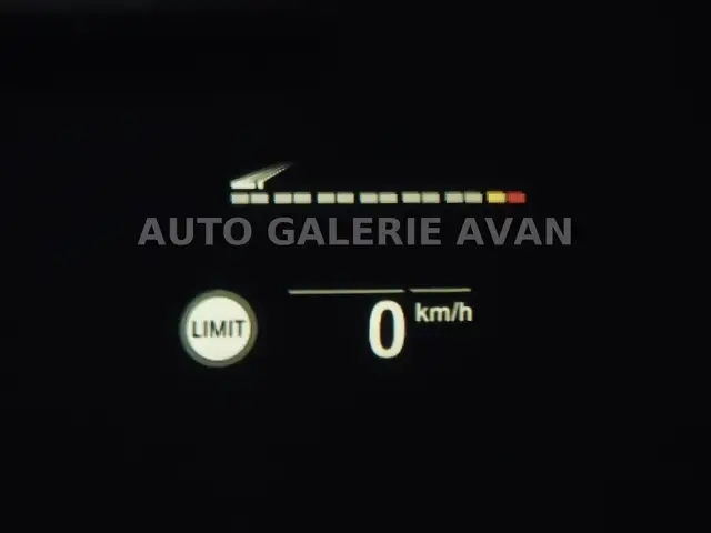 BMW X6 view 28
