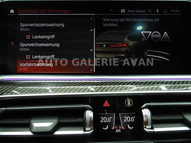 BMW X6 view 25