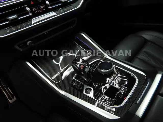 BMW X6 view 19