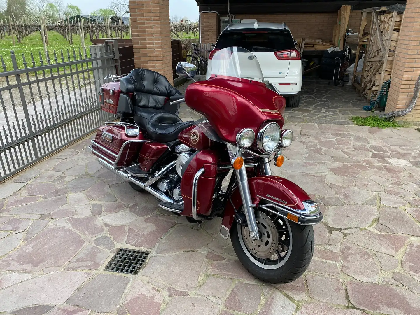 Harley-Davidson Electra Glide Ultra Classic Rosso - 1