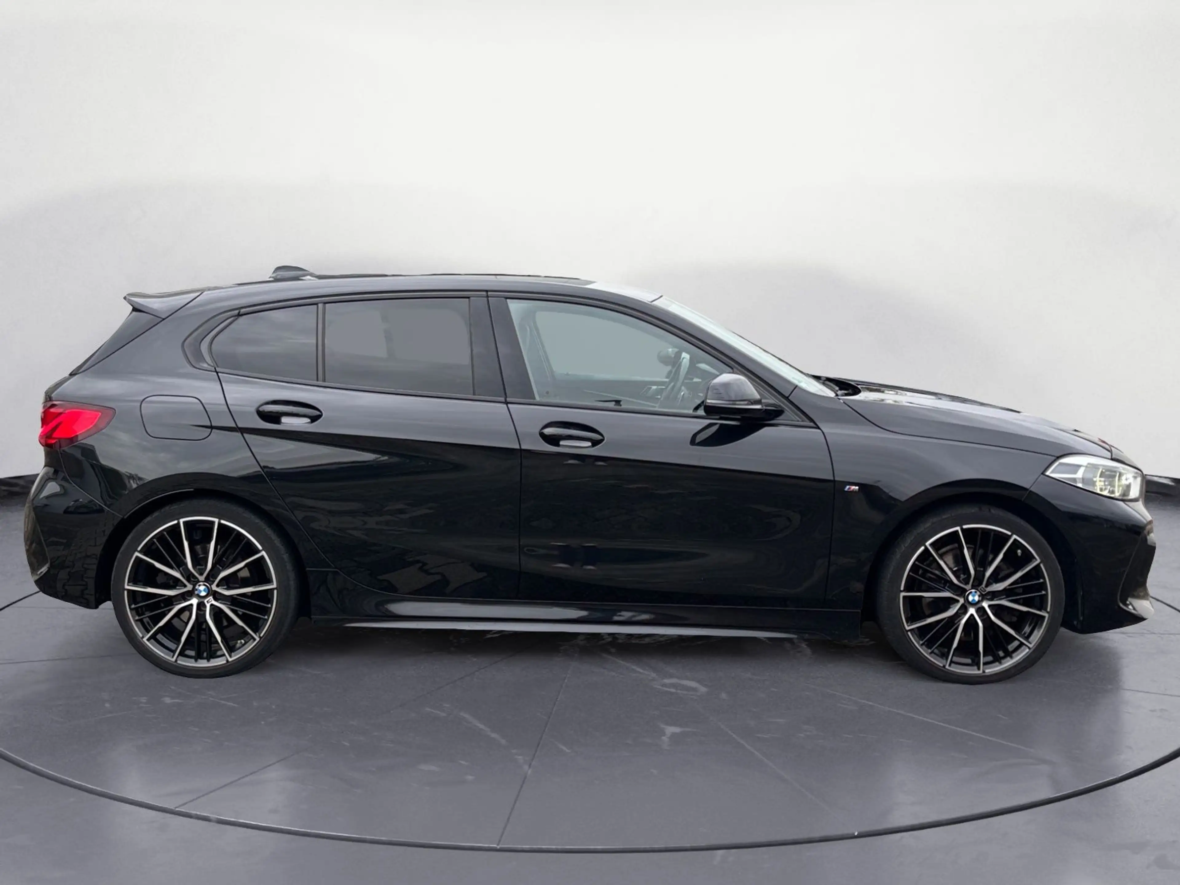 BMW 120 d xDrive M Sport Sport Aut. Klimaaut. PDC — photo 7