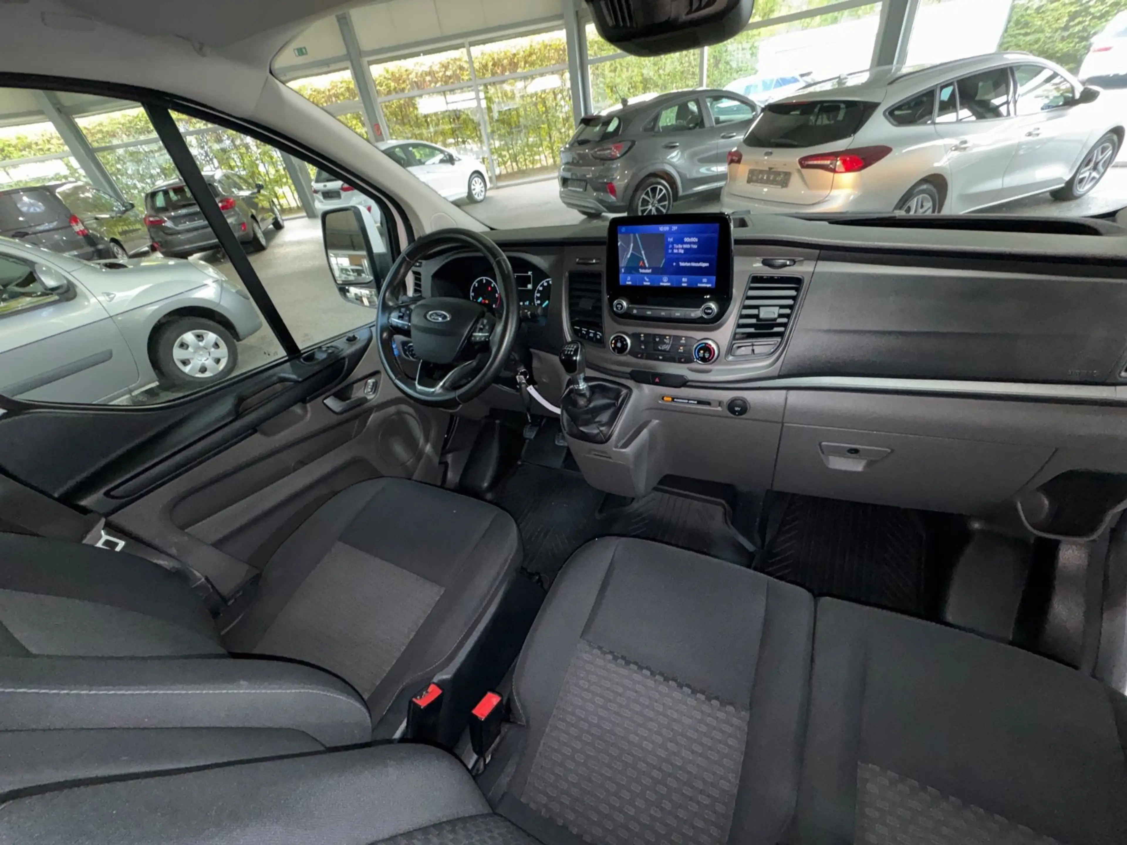 Ford Transit Custom 2.0D 340 L1 AHK Navi RfK Winter — photo 3
