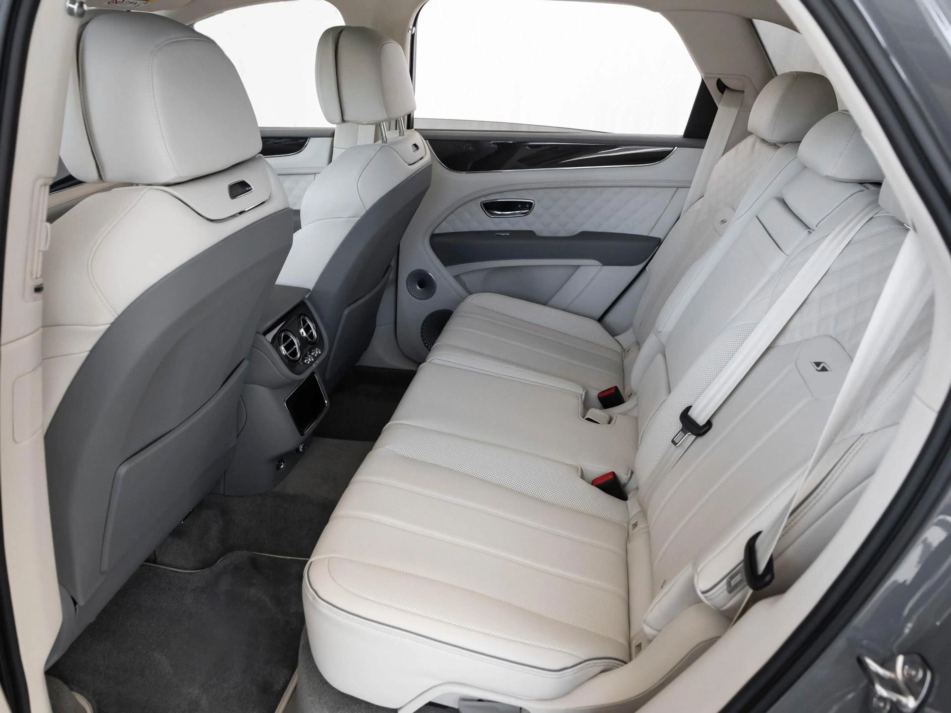 Bentley Bentayga S V8 von BENTLEY FRANKFURT — photo 9