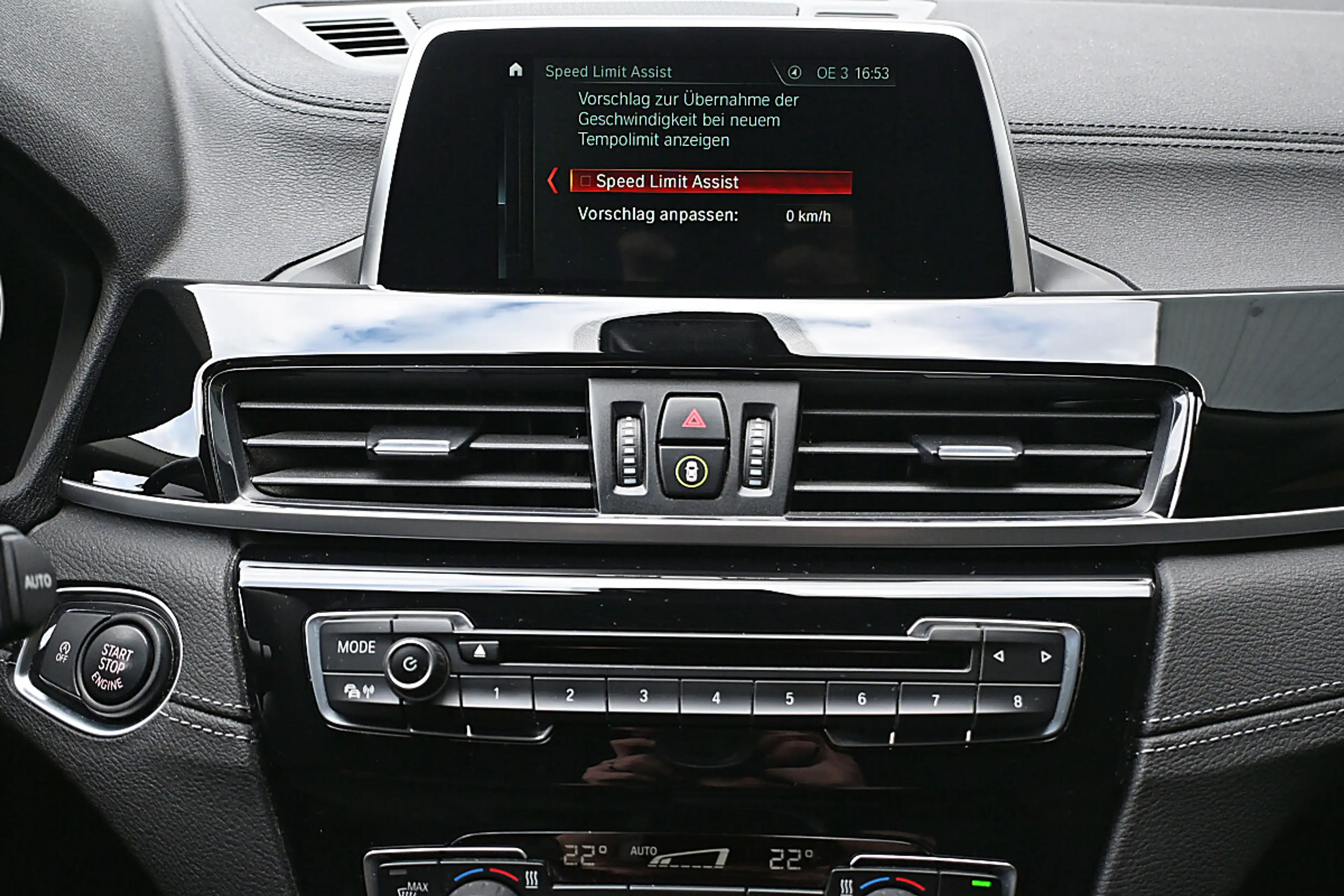 BMW X2 sDrive18d LED, Navi, Kamera, HiFi, Parklenkassi... — photo 14
