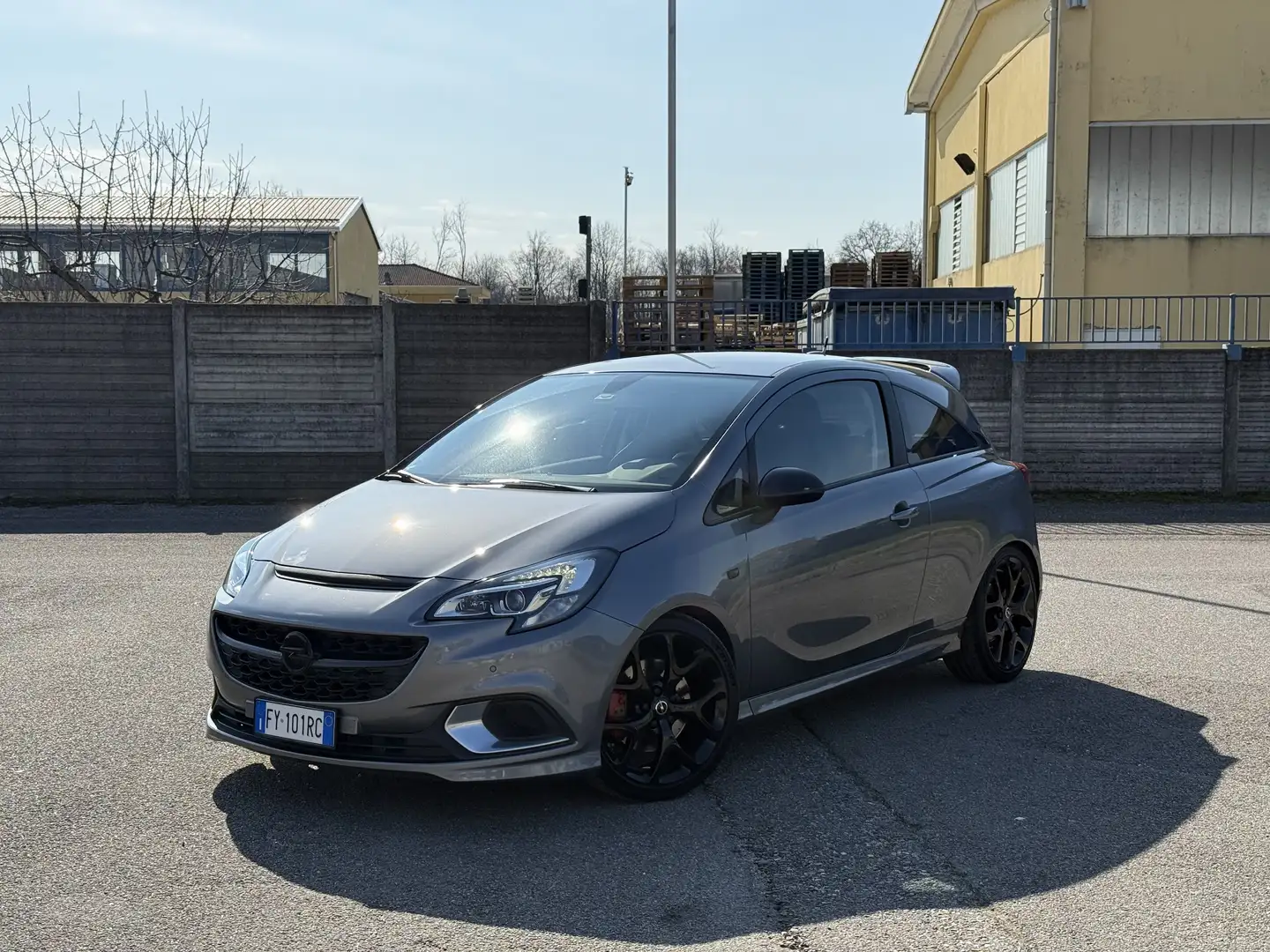 Opel Corsa 3p 1.4t GSi s&s 150cv Grau - 1