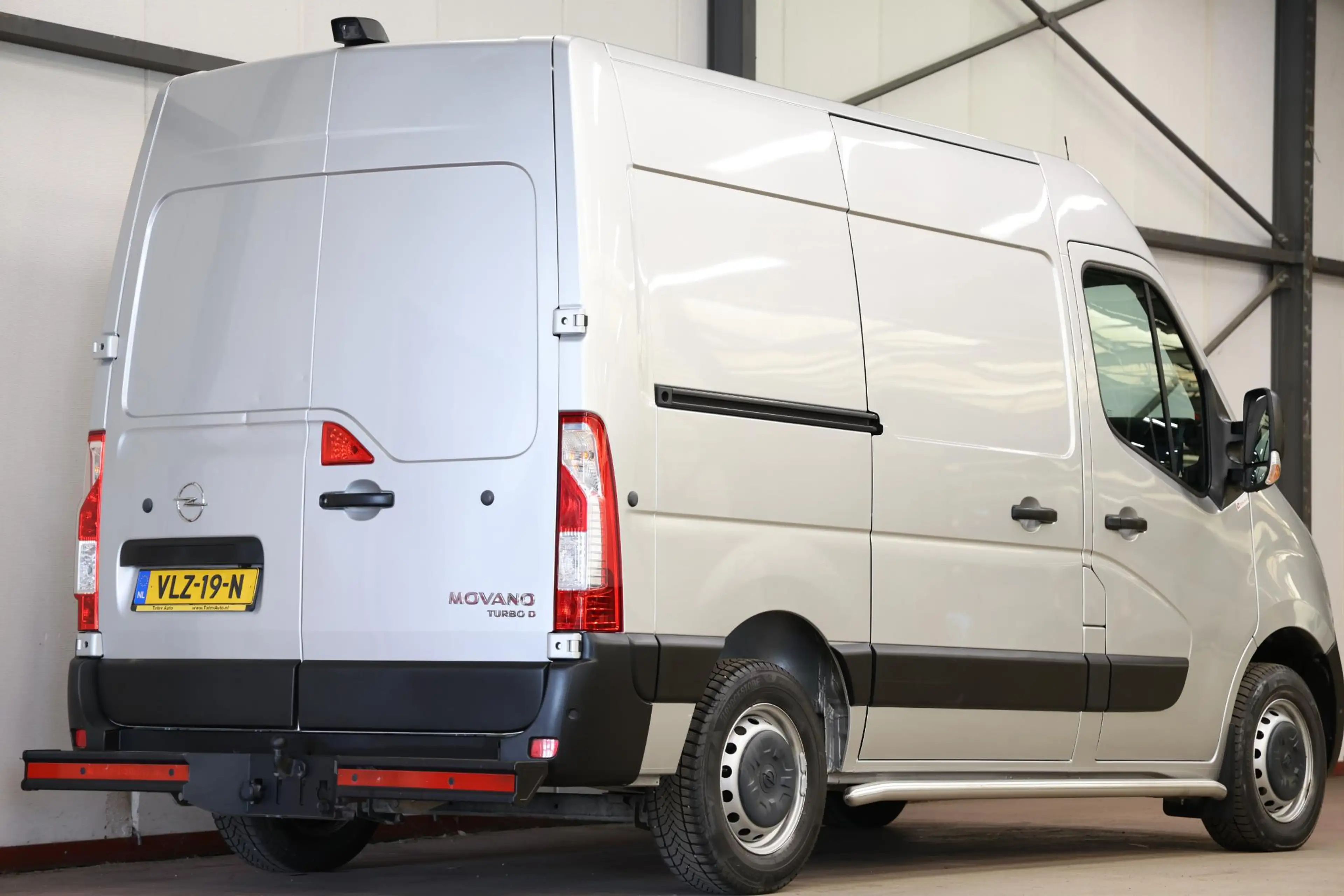 Opel Movano 2.3 Turbo 180PK L1H2 AUTOMAAT — photo 2