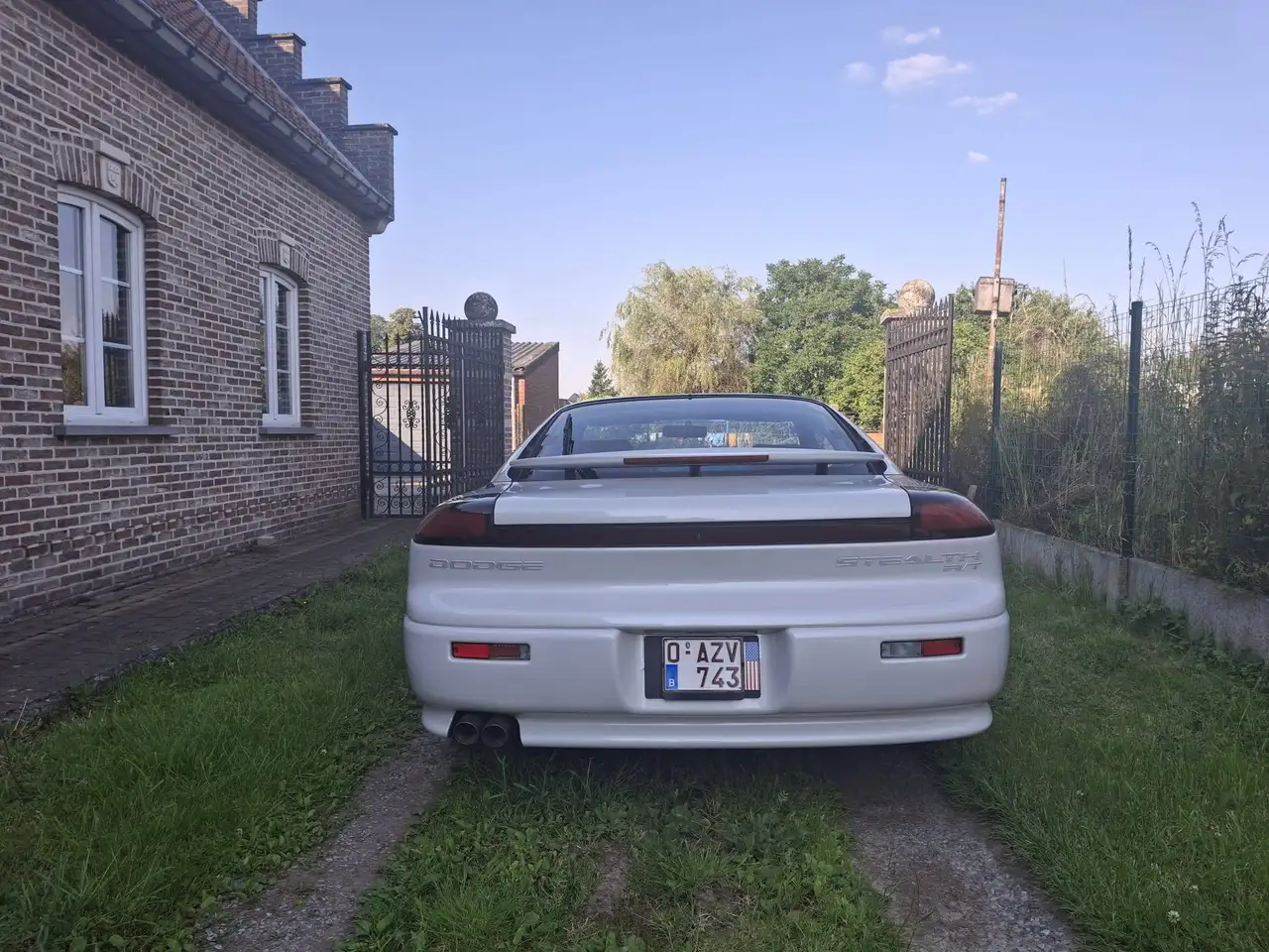 Dodge Stealth sportwagen, foto 2