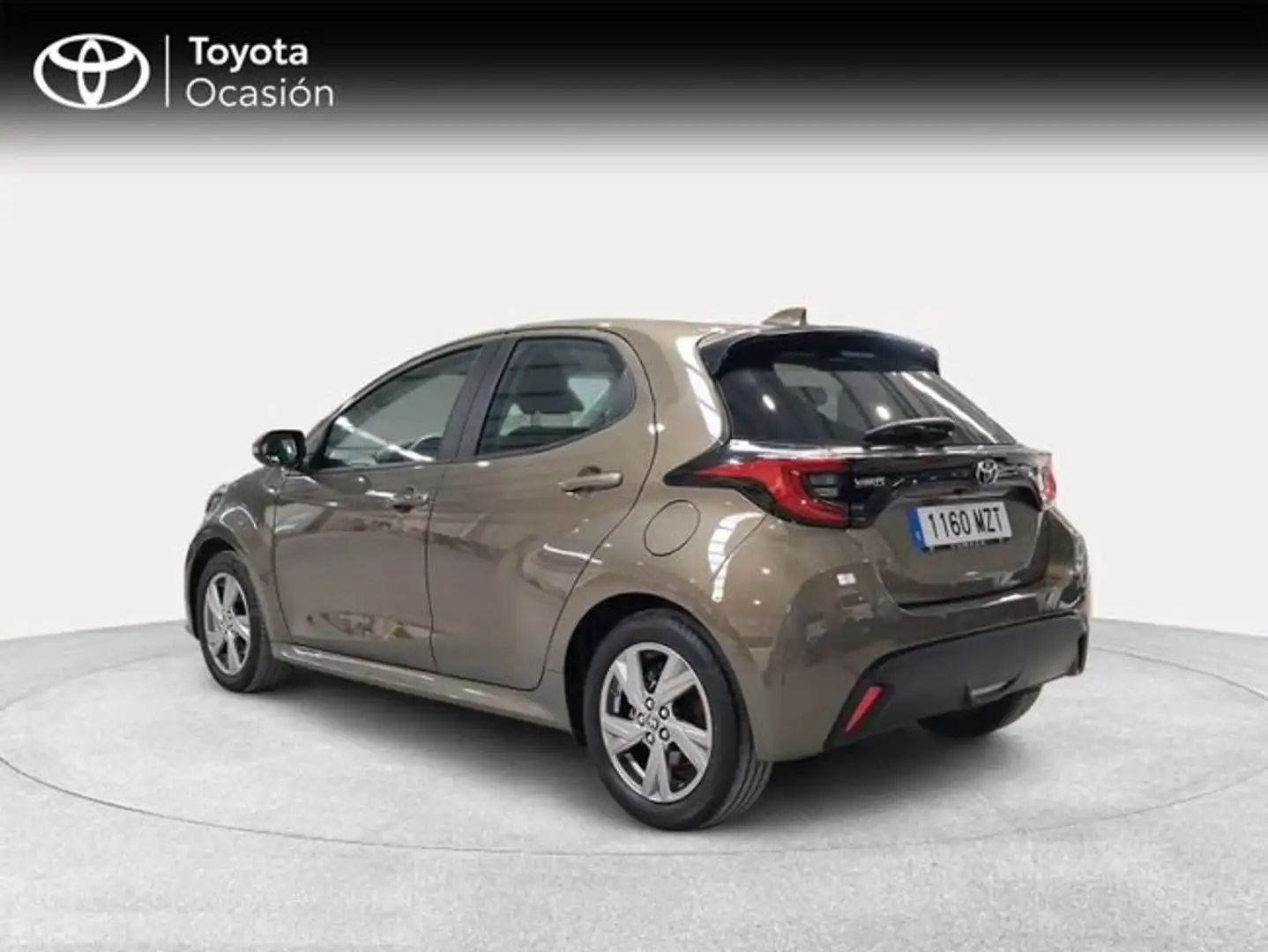 Toyota Yaris 120H 1.5 Active Plus Marrón - 2