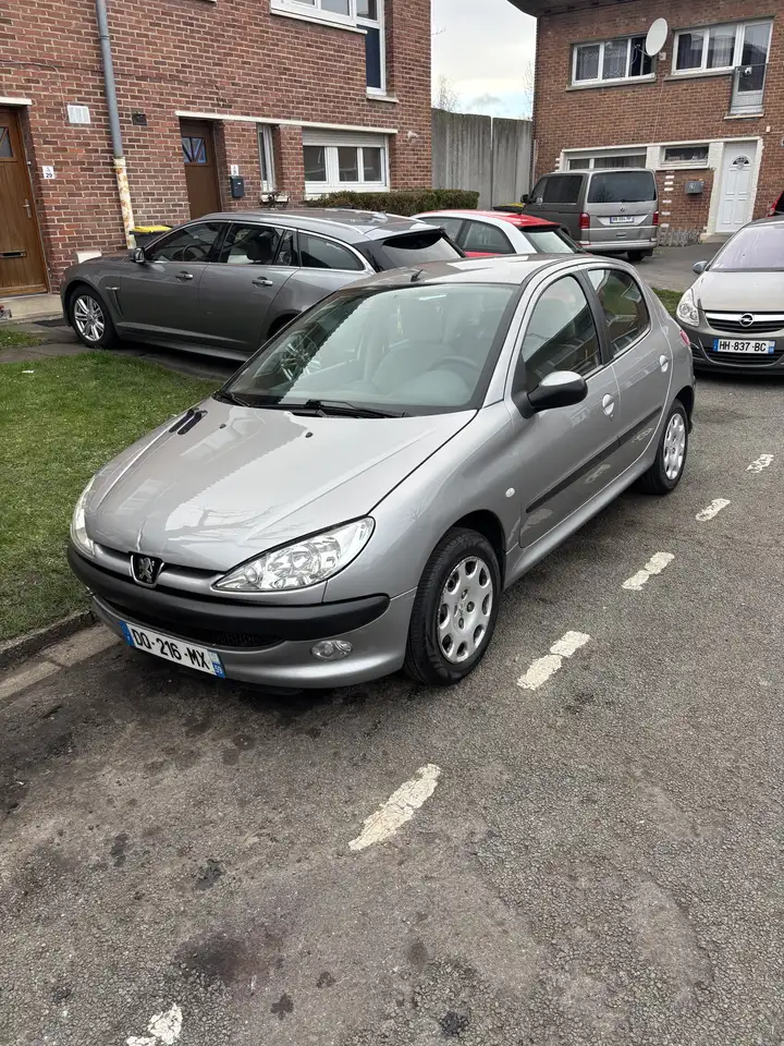 Peugeot 206 1.4e 16V XT