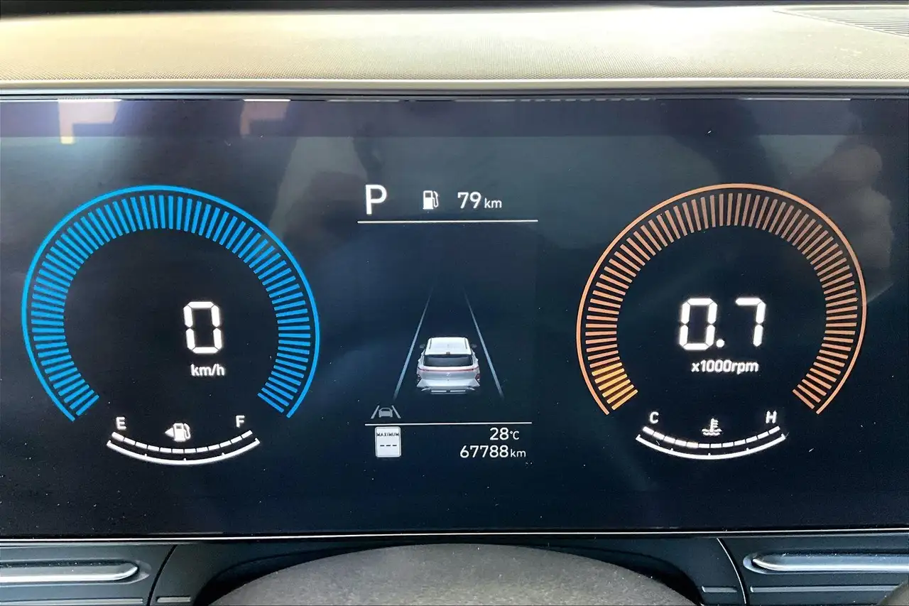 Hyundai KONA снимка Hyundai KONA