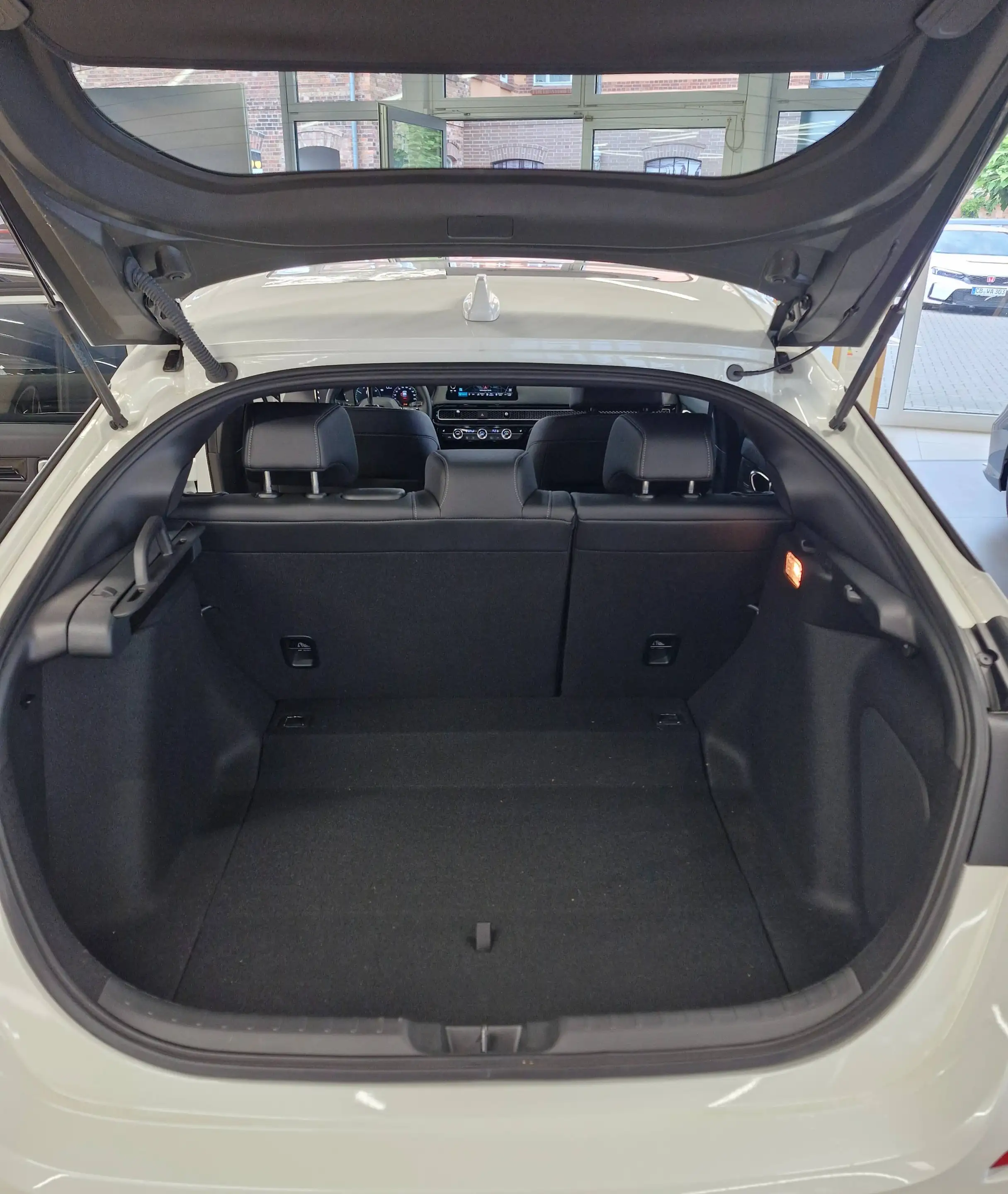 Honda Civic Civic e:HEV e:HEV 2.0 i-MMD Hybrid Advance — photo 10