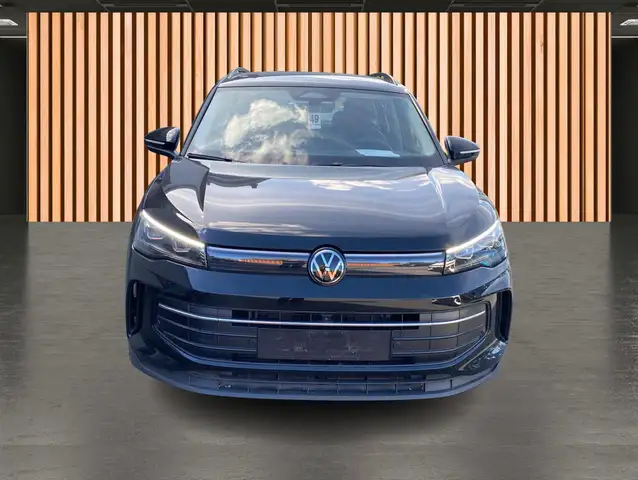 Volkswagen Tiguan view 7