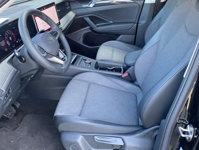 Volkswagen Tiguan view 10