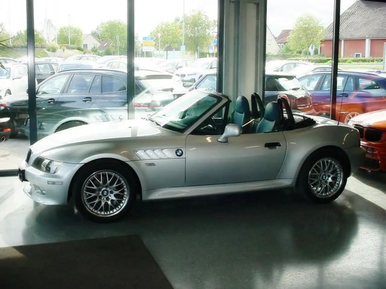 BMW Z3 2.8 * 6 -Zylinder Laufruhe*Bi Color***, foto 1