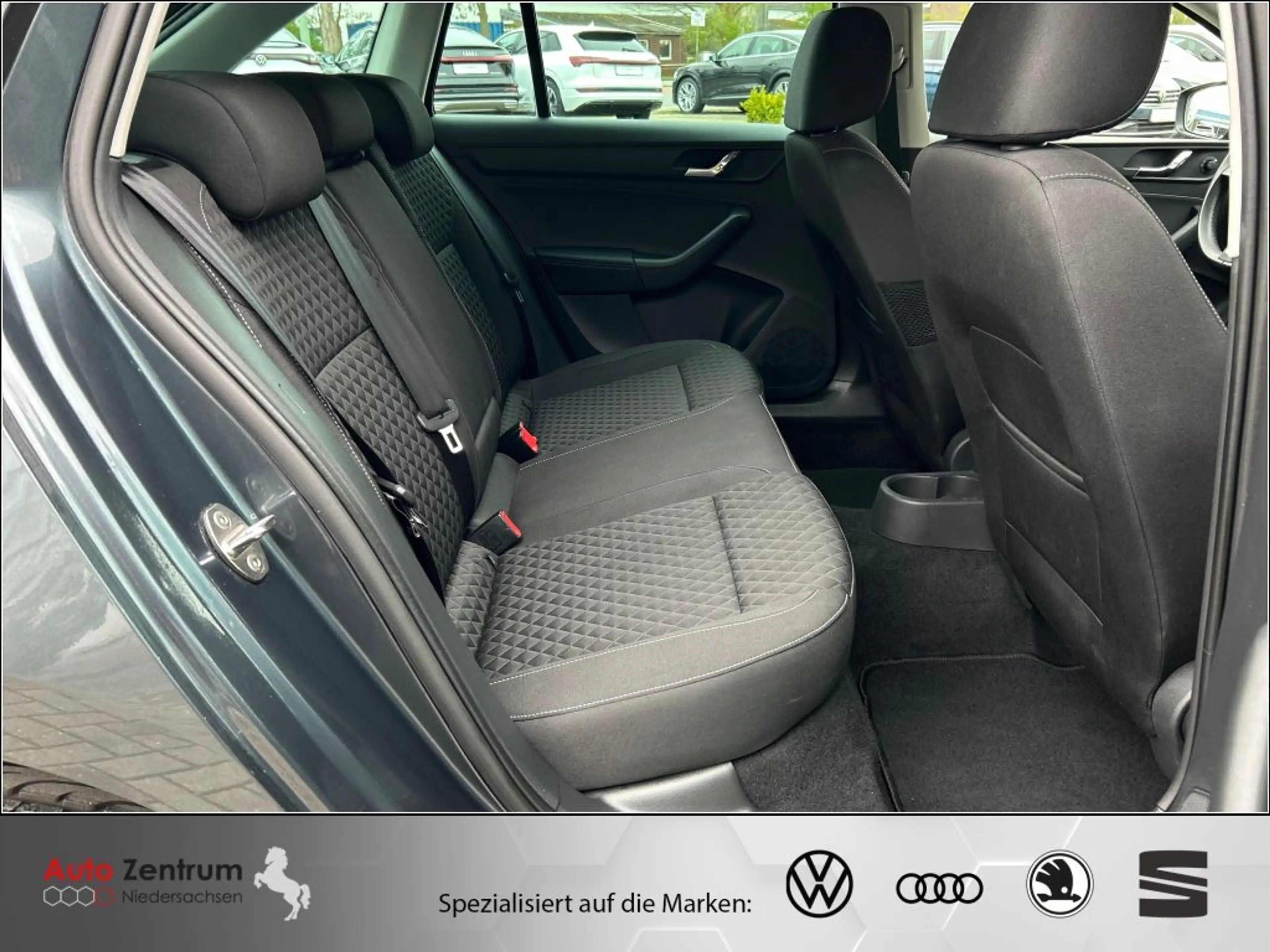 Skoda Rapid/Spaceback Rapid Spaceback 1.2 TSI Drive ab 29 EUR Monat — photo 14