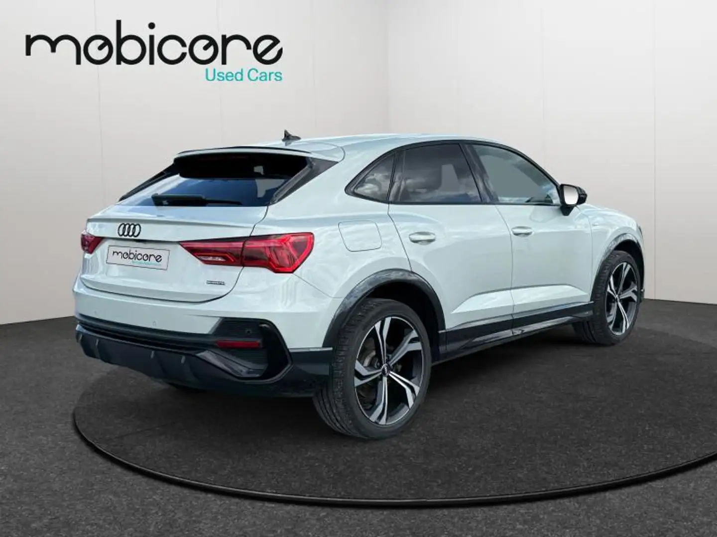 Audi Q3 Sportback S line Gris - 2